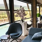 Ξενοδοχείο Grande Vista & 5*