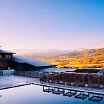 Ξενοδοχείο Grande Vista & 5*
