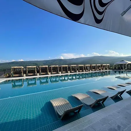 Grande Vista & 5* Tsigov Chark