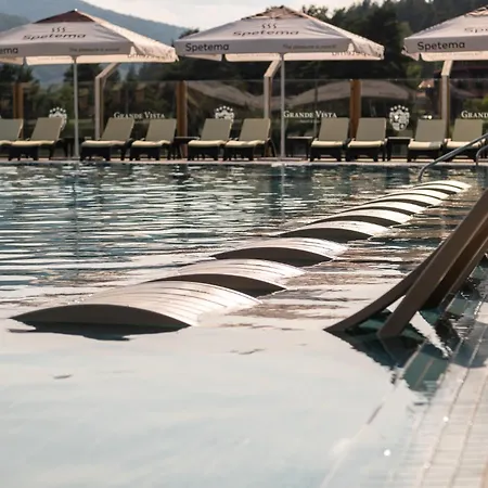 Hotel Grande Vista &