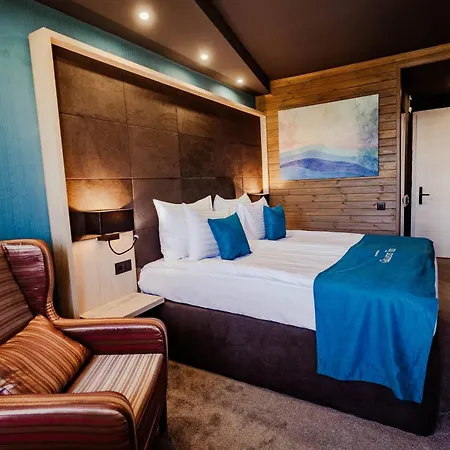 Grande Vista & 5*