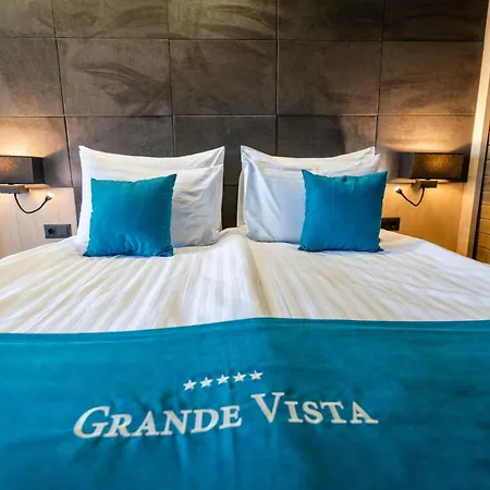Hotel Grande Vista & Tsigov Chark
