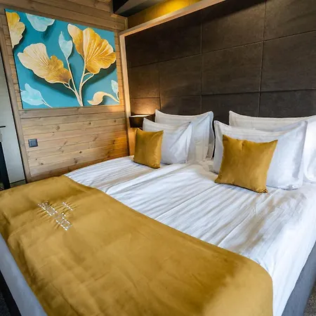 Grande Vista & 5* Tsigov Chark