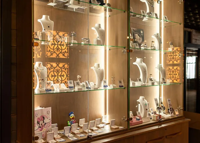 Grande Vista & تسيغوف تشارك