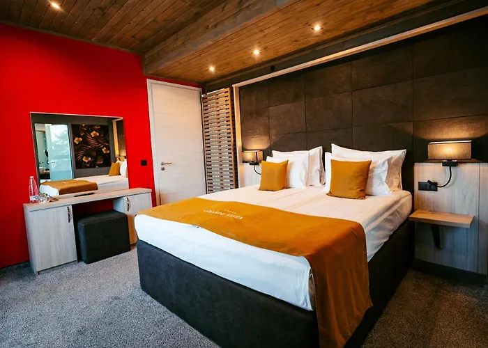 מלון Grande Vista & 5*