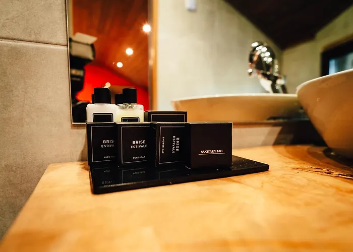 Grande Vista & 5* ציגוב צ'ארק