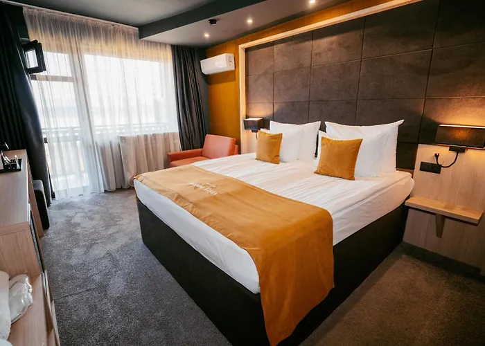 מלון Grande Vista &